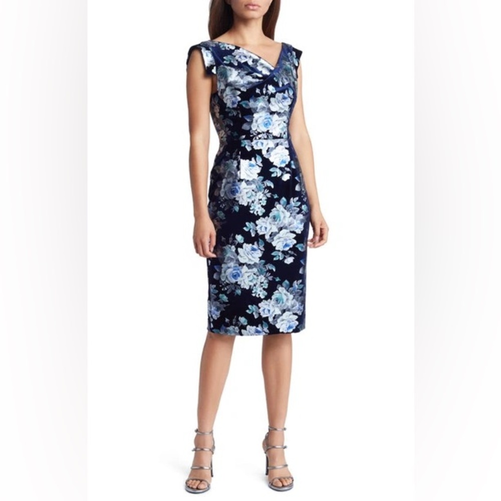 Black Halo Jackie O Floral Sheath Velvet Dress Plush Bloom Size 2